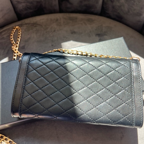 Sold. Yves Saint Laurent Gaby wallet on chain - Picture 3 of 15